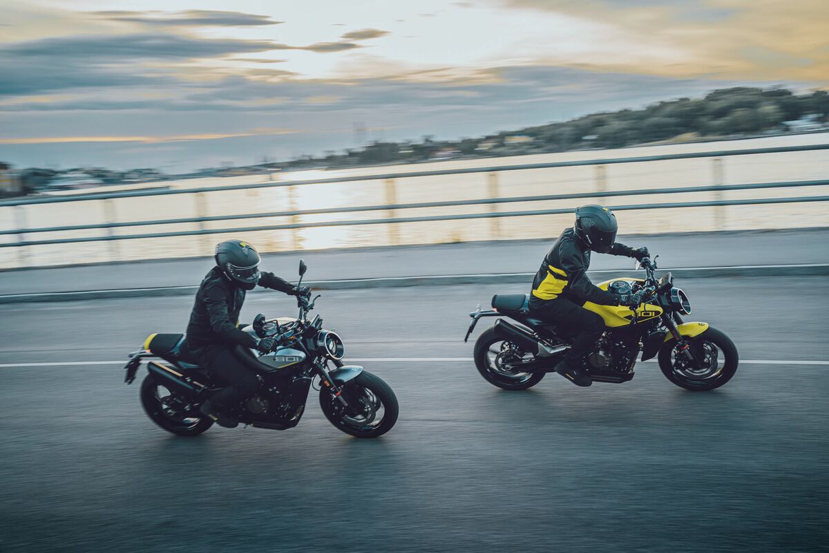 Moto QJ 4