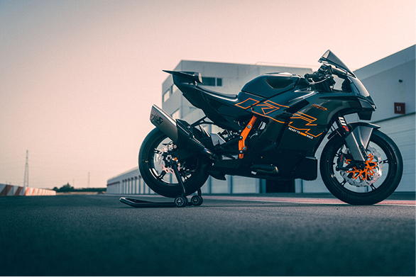 Moto KTM 3
